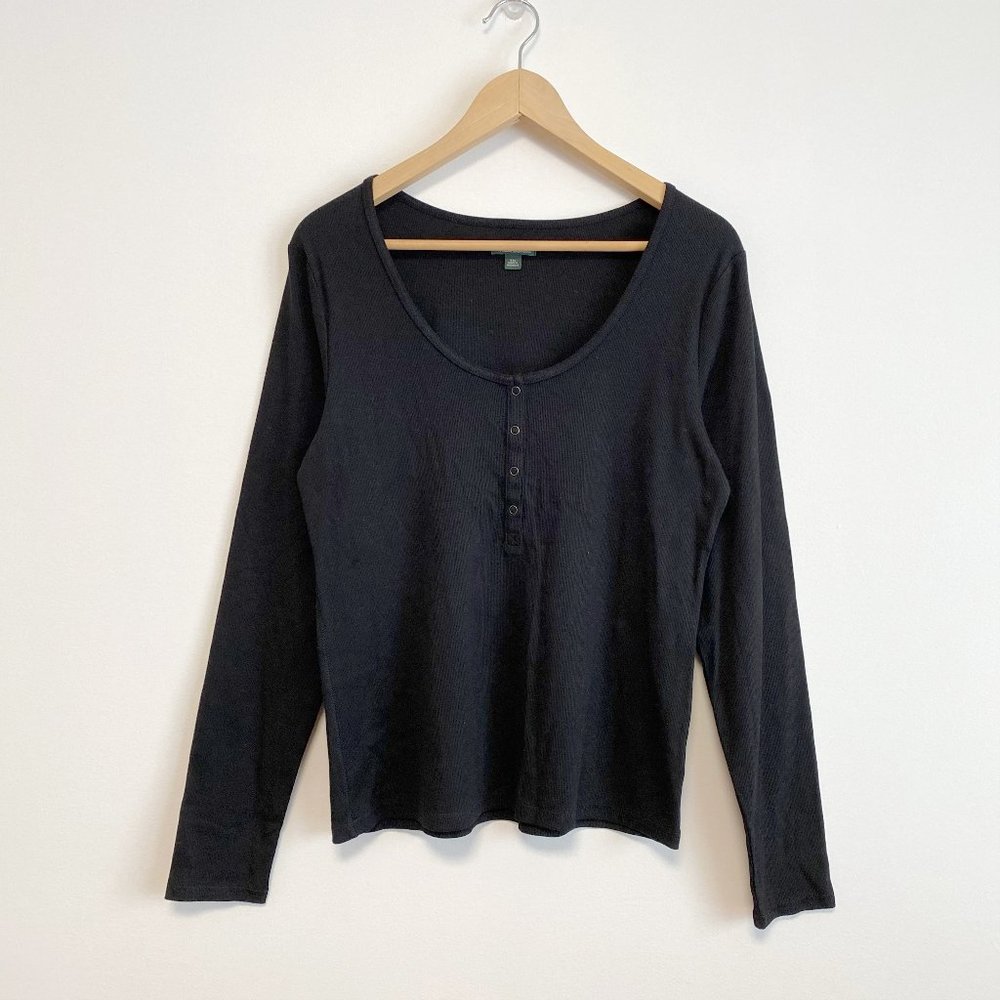 Wild Fable NWOT Women's Scoop-neck Snap-front Long Sleeve Cropped Top, Black